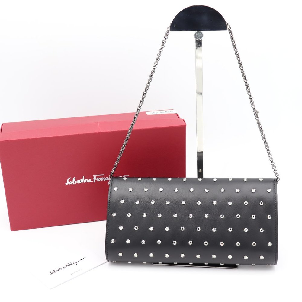 NWT Salvatore Ferragamo Gancini Clip Black Leather Studded Mini Bag Clutch - Picture 2 of 10